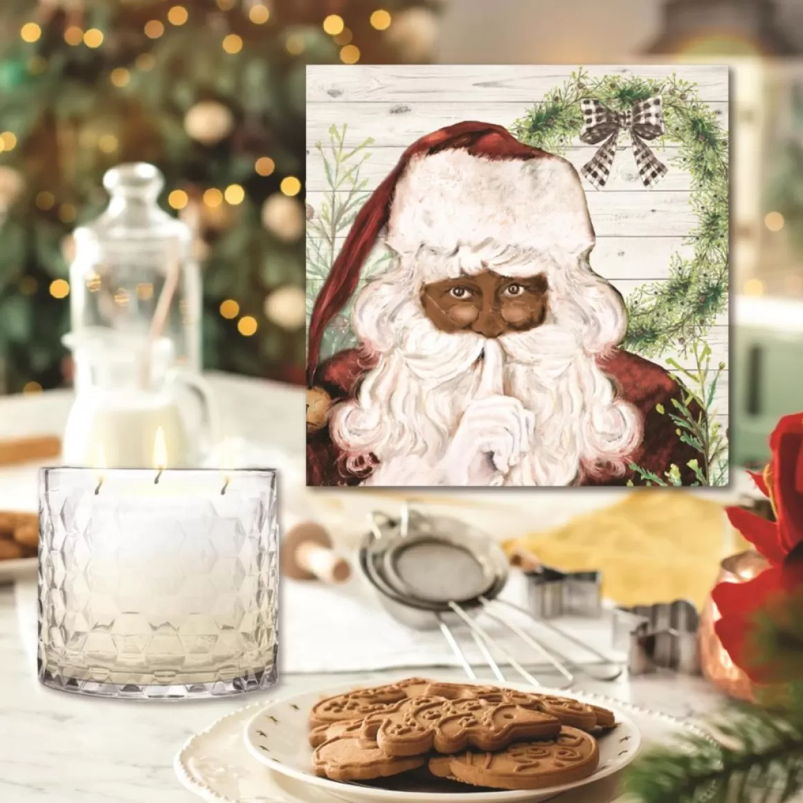 Courtside Market Santa Artboard & 13.5 Oz. 3-Wick Candle