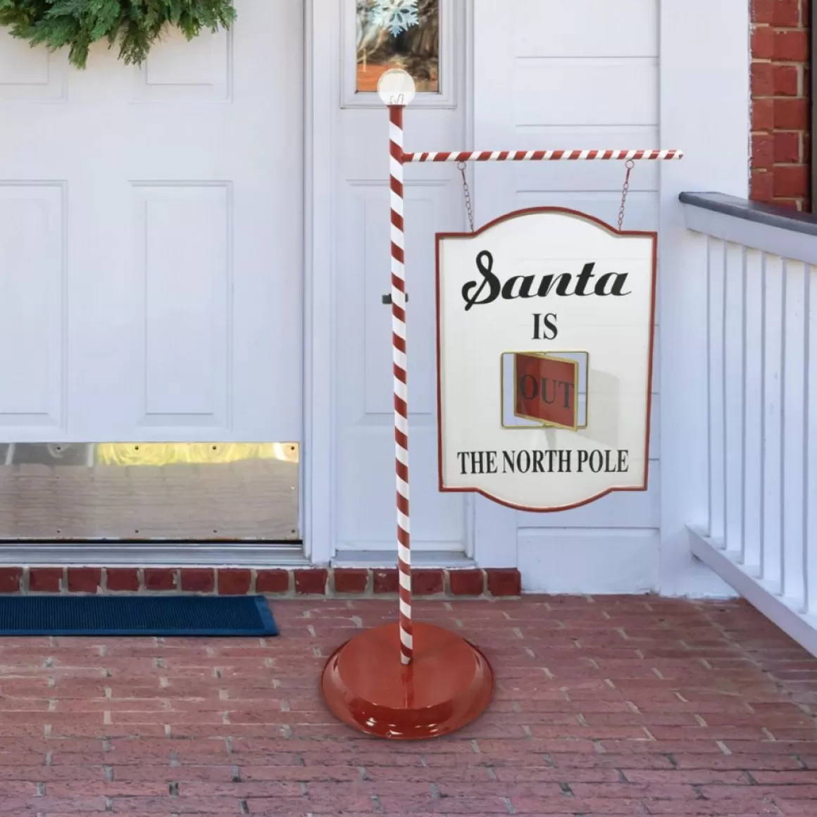Fraser Hill Farm 4.5 Ft. Lamp Post With Santa Claus North Pole Sign