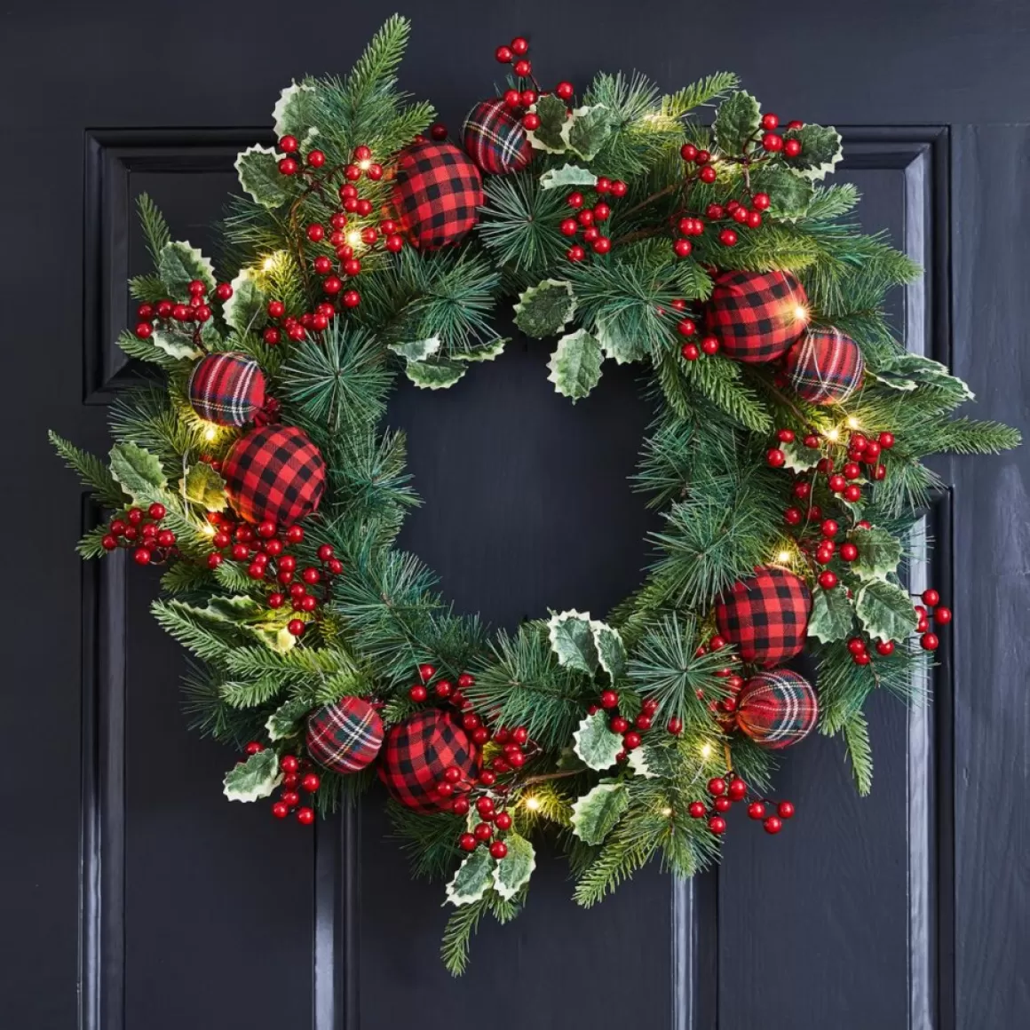 Glitzhome 24" D Ornament Berry Holly Pine Wreath With Lights