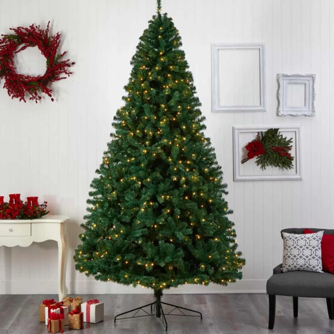 Nearly Natural 9 Ft. Northern Tip Christmas Tree With 650 Led Lights