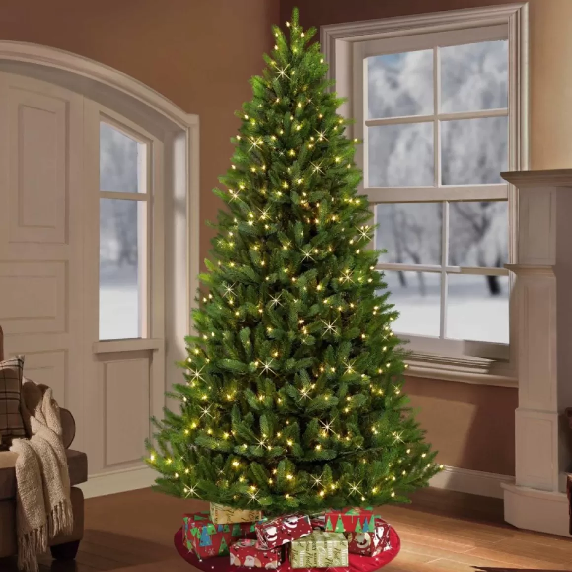 Puleo International Puleo 6-1/2 Ft. Pre-Lit Green Mountain Fir Artificial Christmas Tree