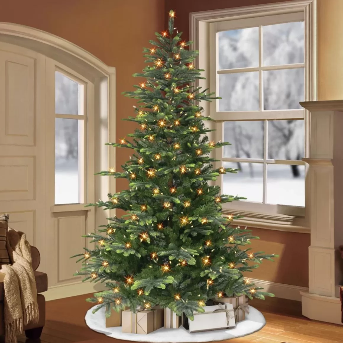 Puelo International Puleo International 7.5' Color Select Pre-Lit Aspen Green Fir Tree