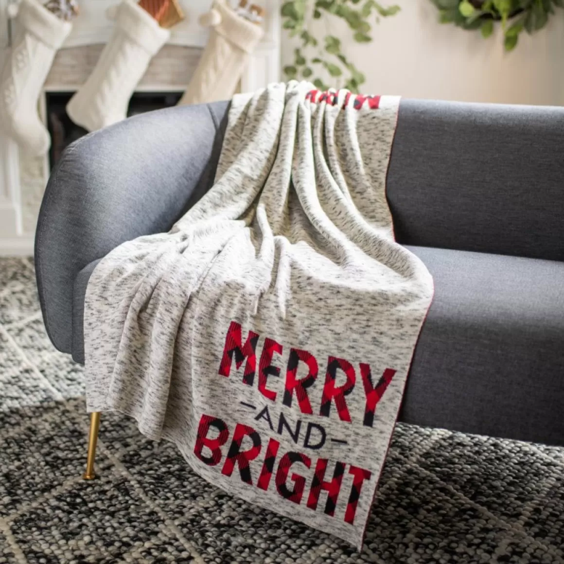 Safavieh Merry And Bright Throw